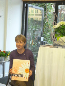 Libri tra i fiori 052