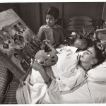 frida a letto che dipinge[1]