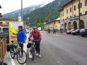 Si parte! (Non siamo grassi, bensÃ¬ "imbottiti" di giacche a vento!)