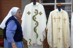 Kenia-Suor-Ida-e-il-Papa_articleimage[1]