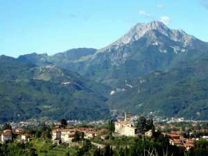 Barga_da_Lontano