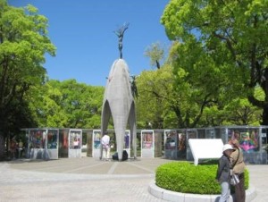 Monumento alla Bambina Sadako e le gru origami