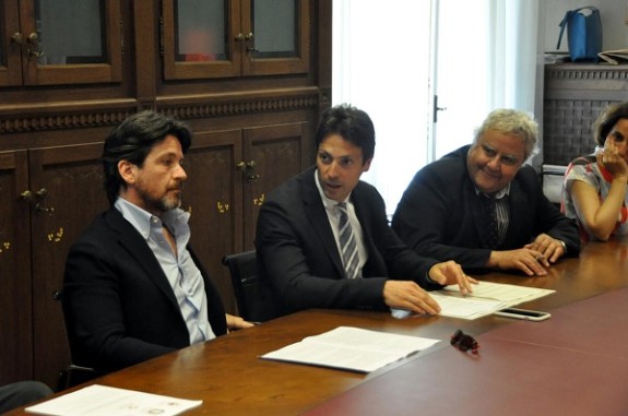 600 DSC_0443_imagefullwide