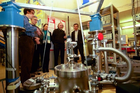 600 Lip Thorne al Dipartimento di Fisica, laboratorio di Gravitazione sperimentale (1)