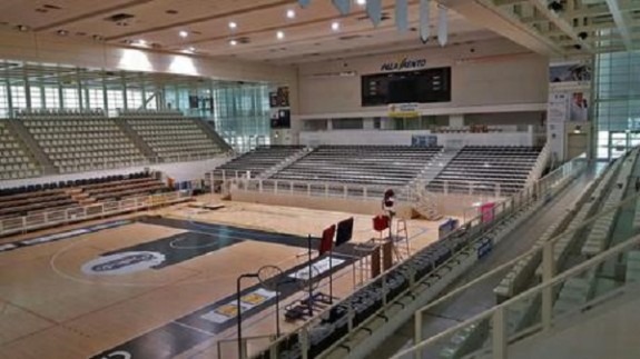 La nuova curva Aquila, situata sul lato ovest del PalaTrento di Trento. ANSA/UFF STAMPA AQUILA BASKET +++NO SALES, EDITORIAL USE ONLY+++
